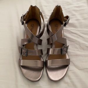 NEW Sofft Bronze Sandals 10
